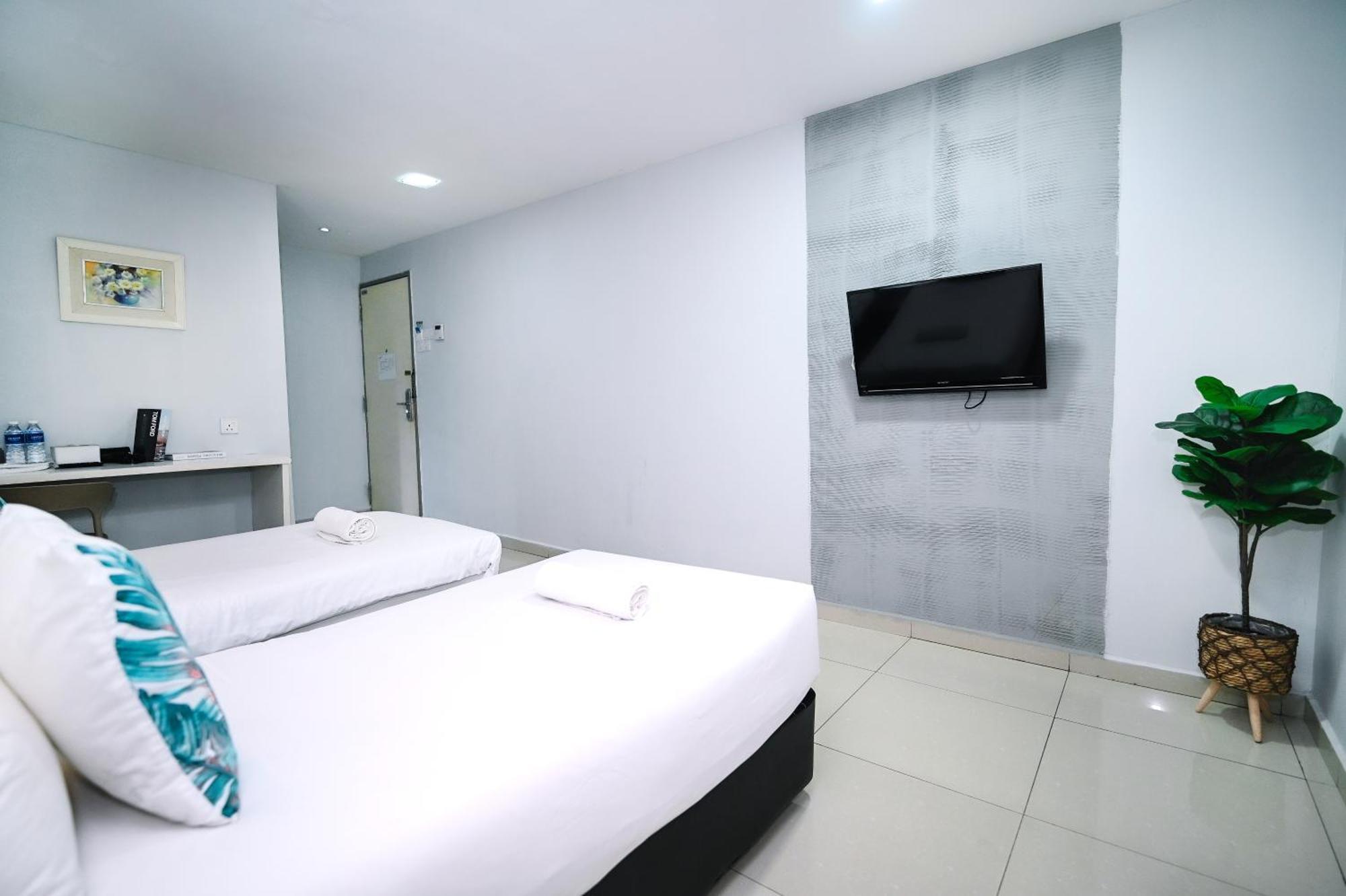 Swing & Pillows - Pj Ss2 Petaling Jaya Buitenkant foto