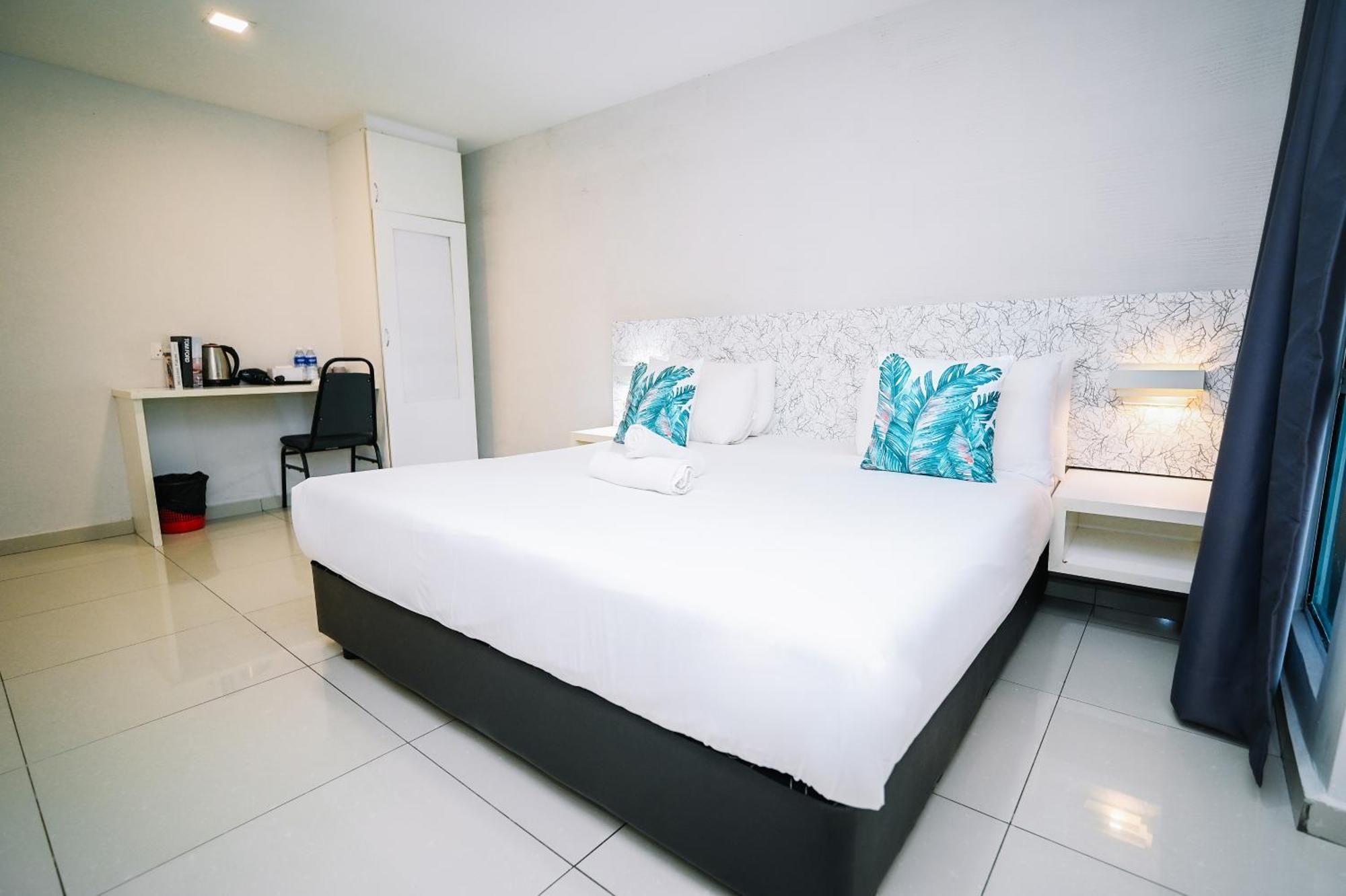 Swing & Pillows - Pj Ss2 Petaling Jaya Buitenkant foto