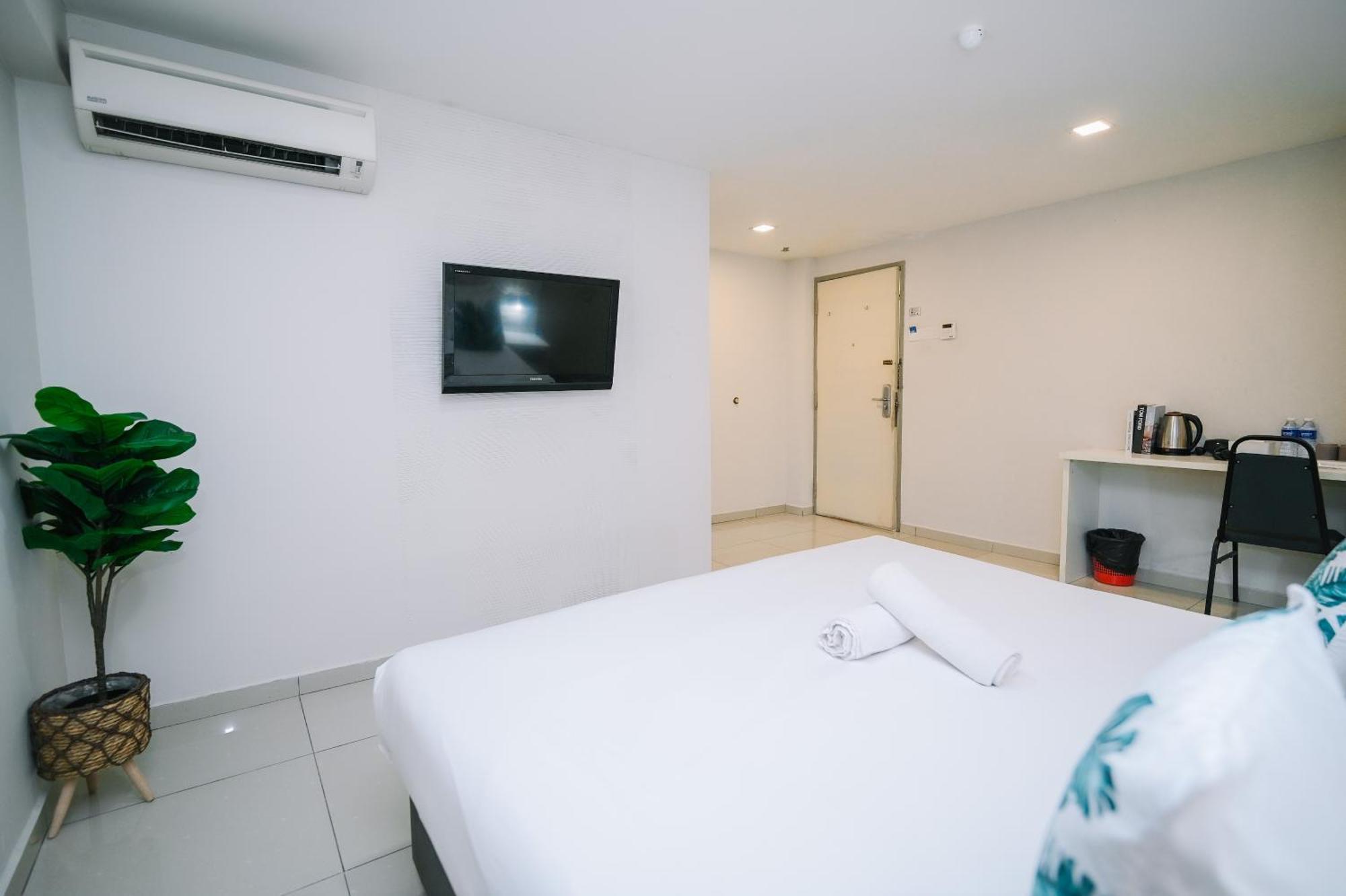 Swing & Pillows - Pj Ss2 Petaling Jaya Buitenkant foto